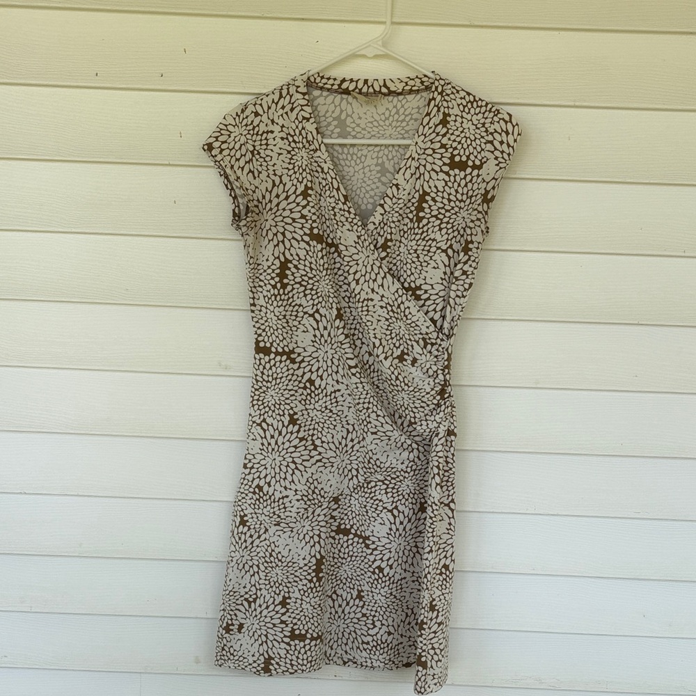 Athleta Brown and Cream Floral Mini Dress